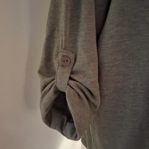 Sale NWT Tunic Blouse - Picture 4 of 11